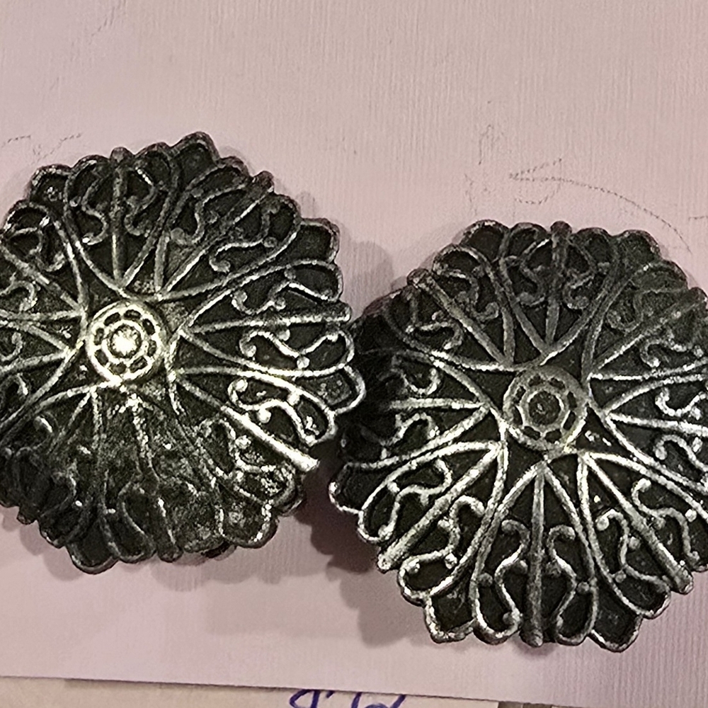Vintage Judy Lee filigree Clip on earrings